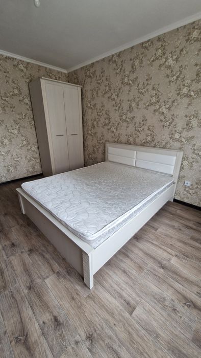 Кровать двухспальная