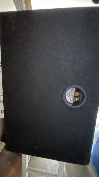Subwoofer Magnat Xpress 3000 + statie 800 watt