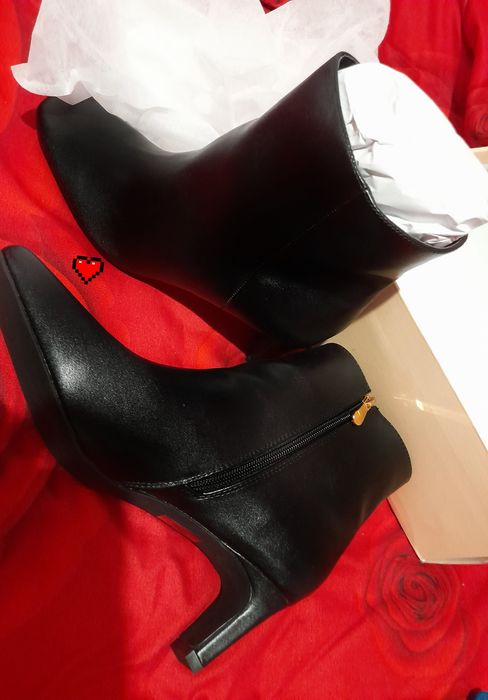 Botine din piele noi