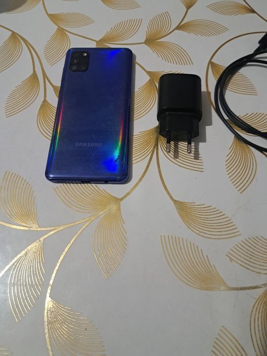 Продам Samsung a31