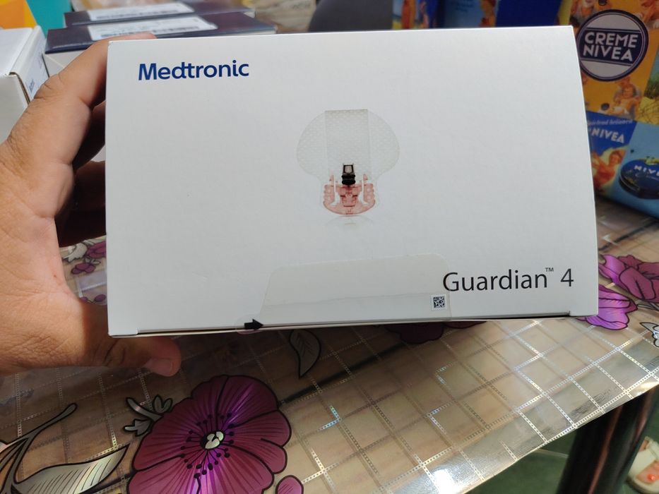 Transmitator Medtronic Guardian 4- Senzor Glicemie și Senzori Medtronic Guardian 4