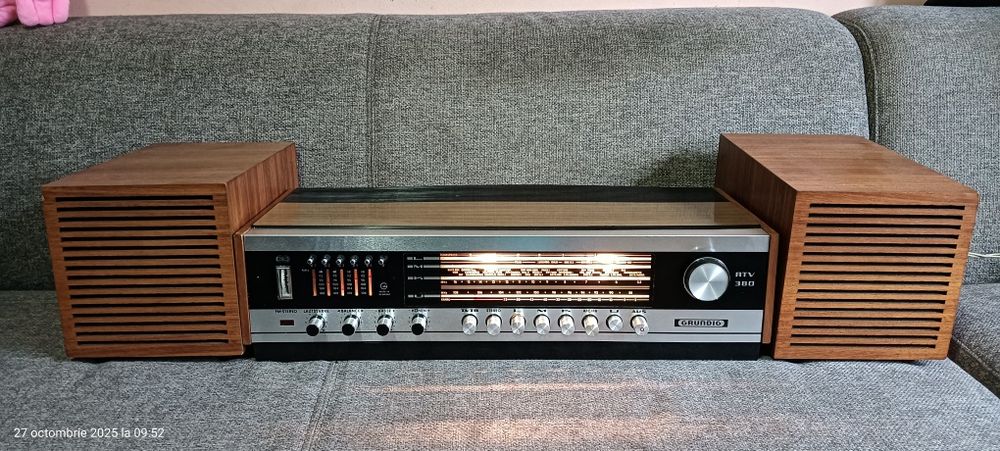 Amplituner Grundig RTV 380/Boxe Grundig Box 8