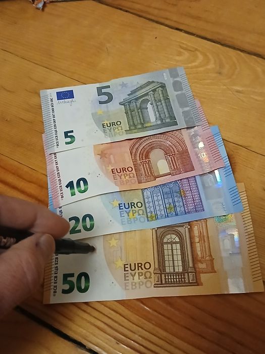 Маркер за откриване на фалшива валута