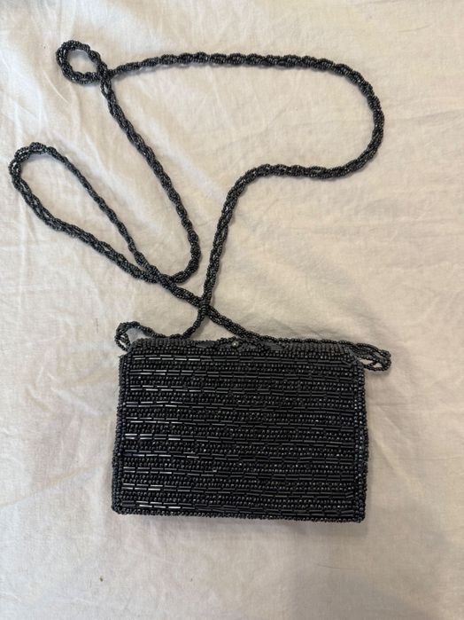 Синя чанта с мъниста