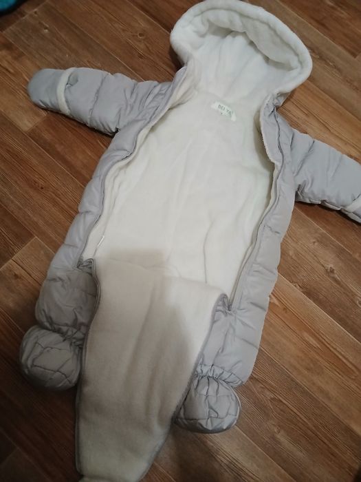 Продается комбинезоны на фото