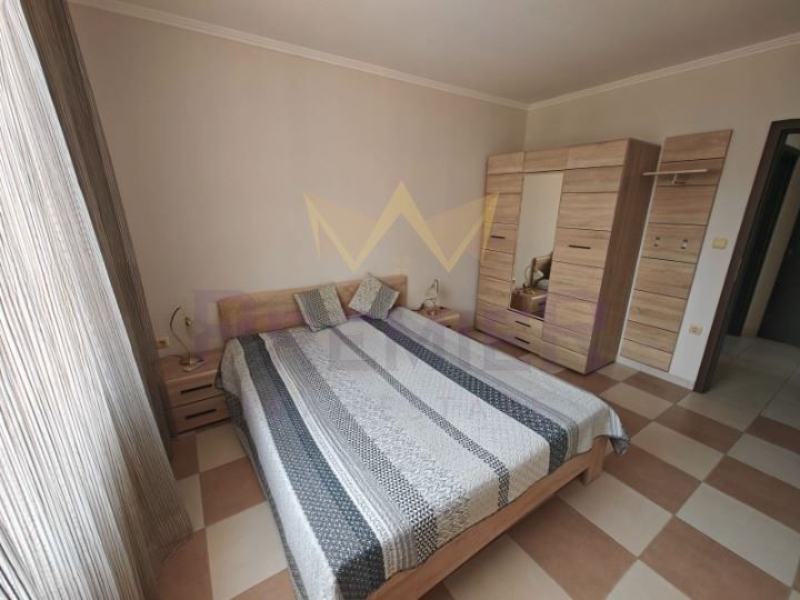 Продава се Двустаен апартамент в Созопол - 63 кв.м за 1564 €/кв.м - Снимка #5