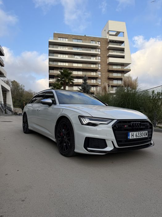 Автомобил под наем за Бал Audi S6 349hp ActivSound сустема