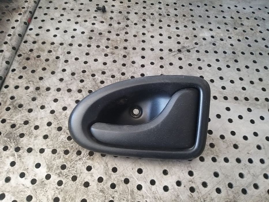 Maner interior usa dreapta spate dacia logan 2008 7700830079