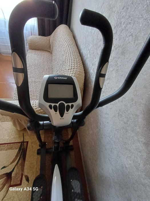 Продам эллиптический тренажёр