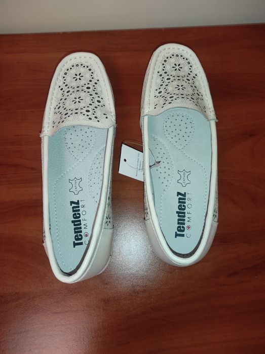 Чисто нови дамски мокасини естествена кожа на Тенденз