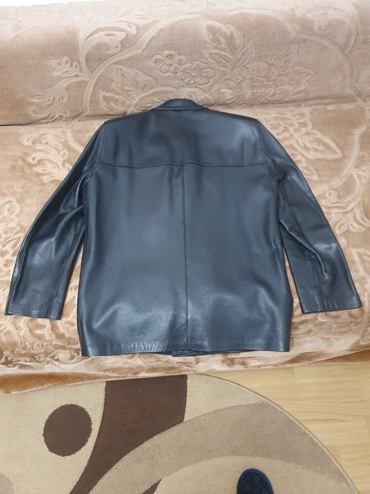 Geaca de piele noua