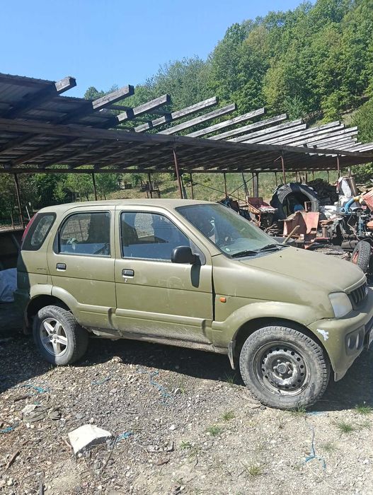 Vand pentru piese Daihatsu Terios neimatriculat si Daihatsu Terios inmatriculat -defect