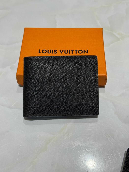 Portofel Louis Vuitton Monogram LV, din Piele Texturată