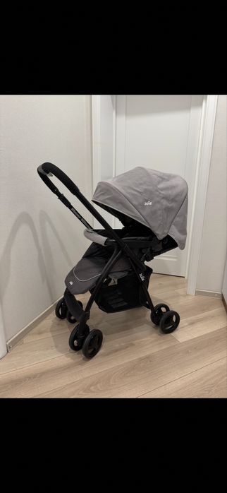 Коляска прогулочная
