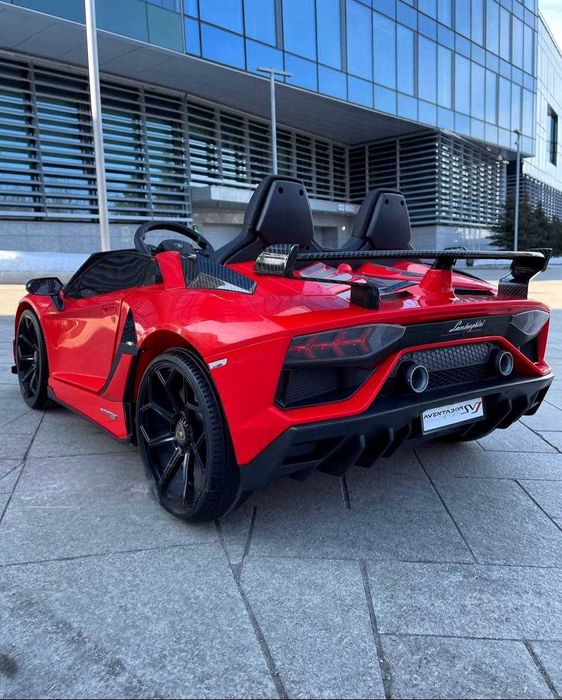 Эксклюзивная модель -  "Lamborghini Aventador"  с функцией дрифт