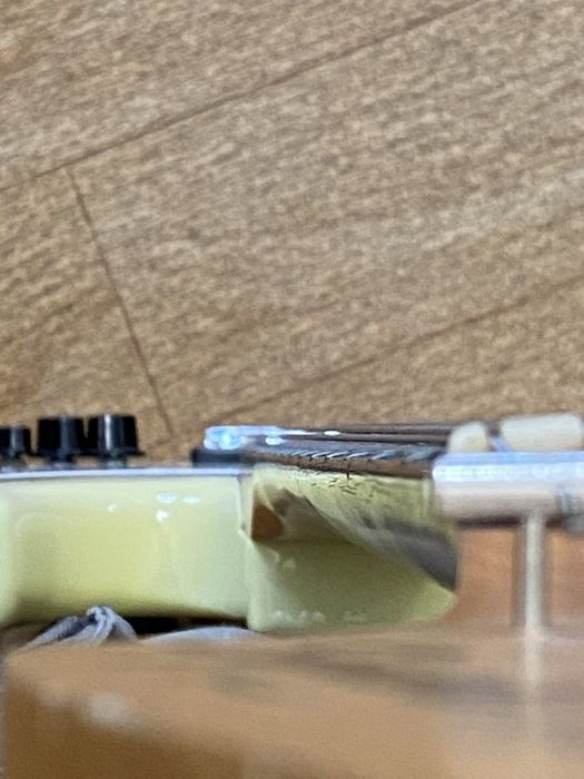 Бас гитара Squier Affinity V Актив 5 струн