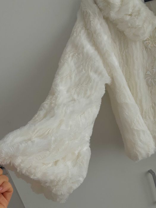 Capa alba pentru mirese