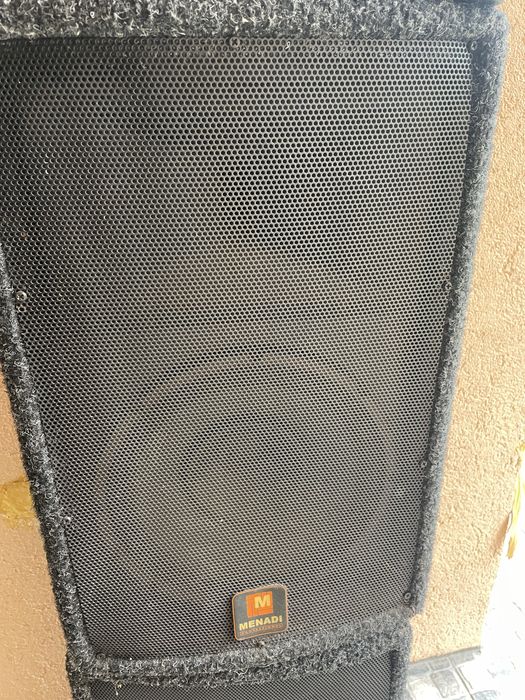 Boxe Menadi Profesional 200w , amplituner si cd Technics