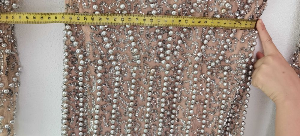 Rochie cu perle si pietre
