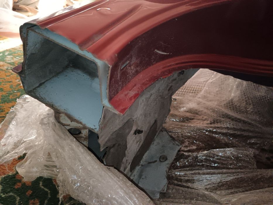 Заднее крыло Mazda CX-7