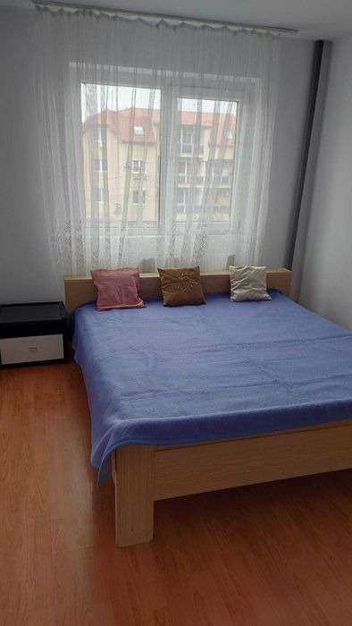 Apartament 2 camere - de inchiriat