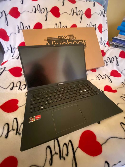 ASUS Vivobook Go 15 (Mixed Black)