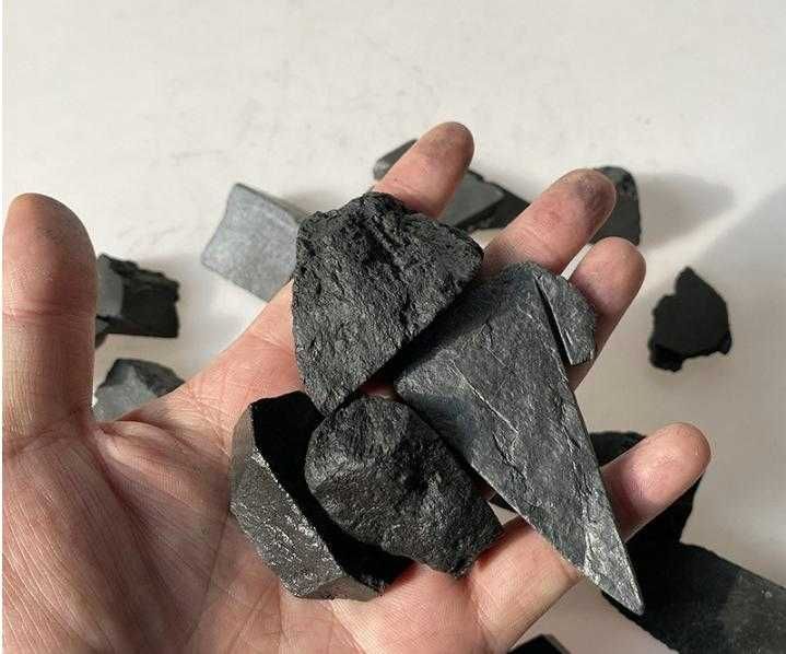 Натурален Добив Естествен Шунгит Най-Старият Минерал на Земята Фулерен