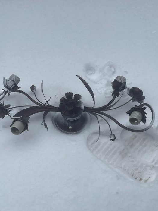 Люстра.            .