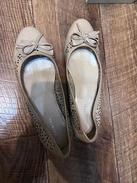 Продам обувь в хорошем состоянии