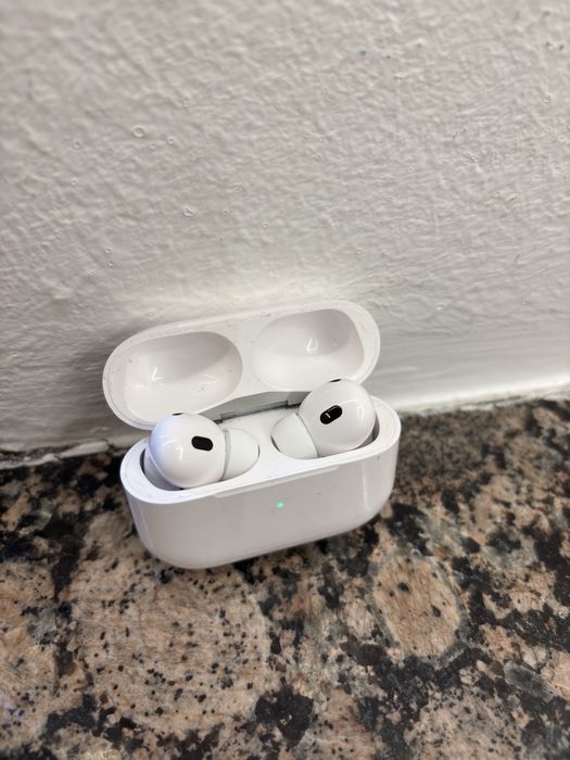 Airpods Pro 2 оригинал В ГАРАНЦИЯ  !!Промоционална  Цена!!