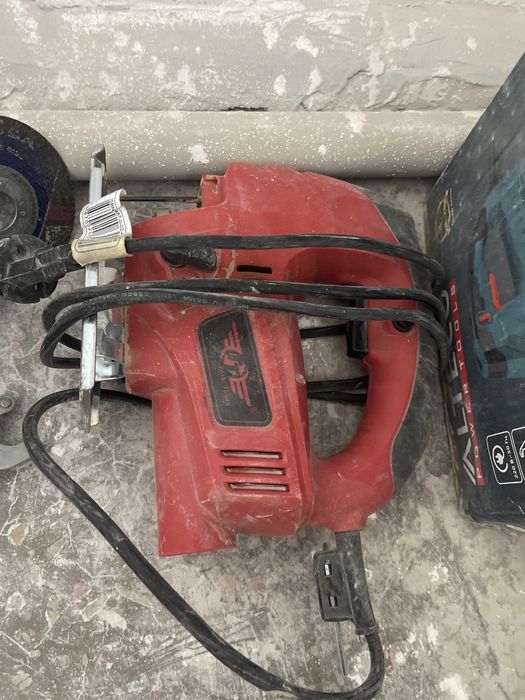 Углорез в аренду, торцовка в аренду, углорез, пчелка в аренду, лобзик,