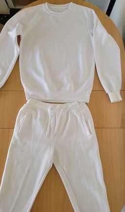 Pantaloni de trening albi L noi + bluza