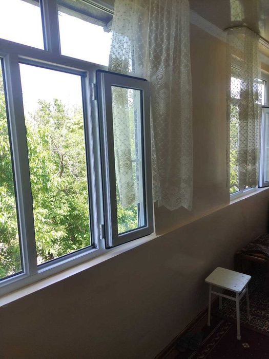 Срочно! 5-комнатная квартира 100м², Мирзо-Улугбек, рядом Эко базар(МА)