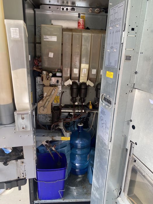 Кафе автомат Зануси Астро вендинг машина