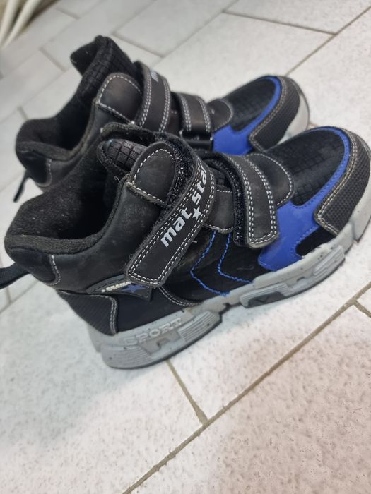 Боти за момче 32размер