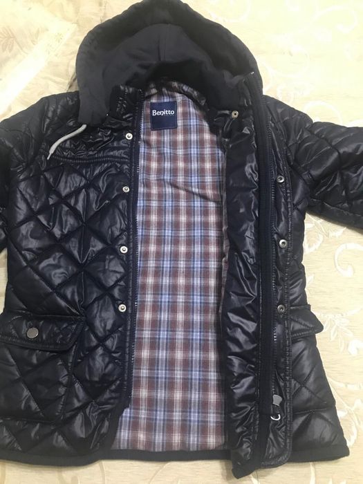 Продам куртку на мальчика 9-10 лет