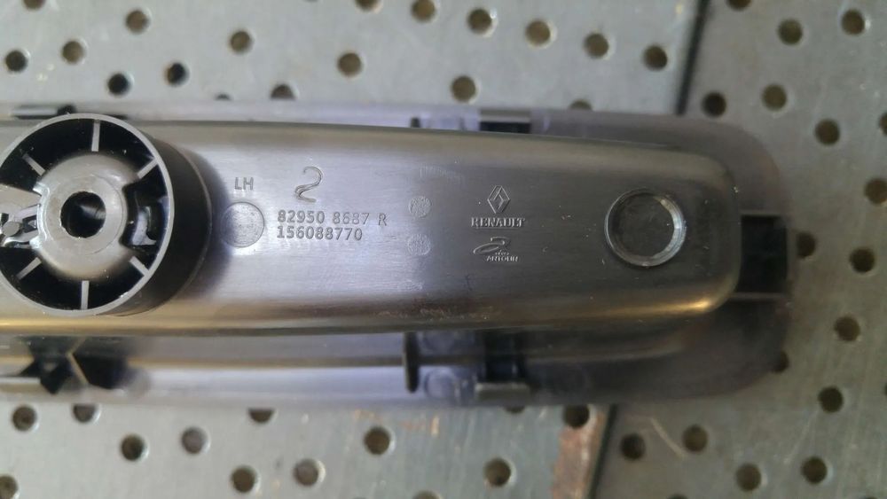 Buton geam stanga spate renault kadjar ha hl 829508687r 156088770