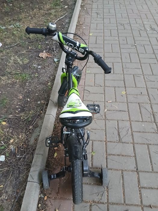 Продавам детски велосипед 14" изкарван 10ина  пъти.Перник . Цена:95евро. Тел:0894870605.