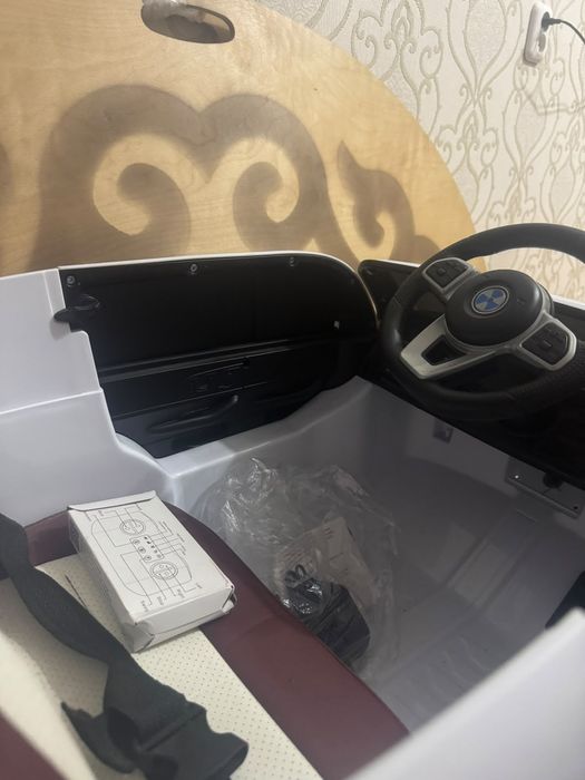 Продам детскую машину