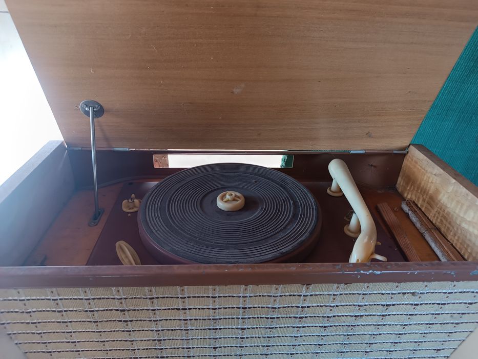 Старо радио-грамофон