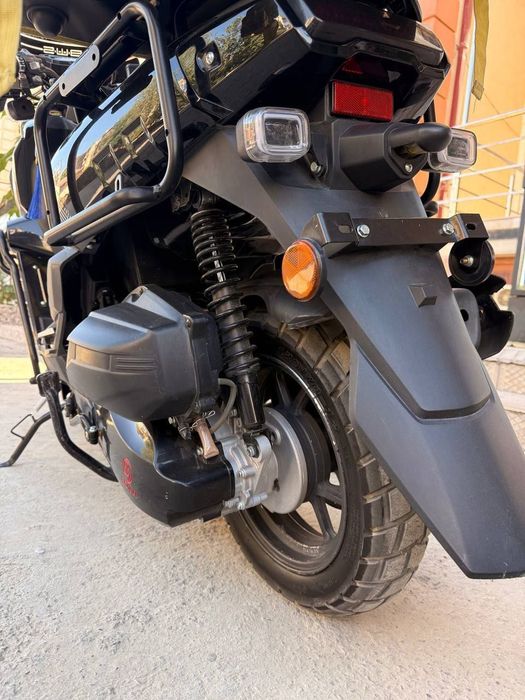 Скутер продается топлива бензин состояние отличное