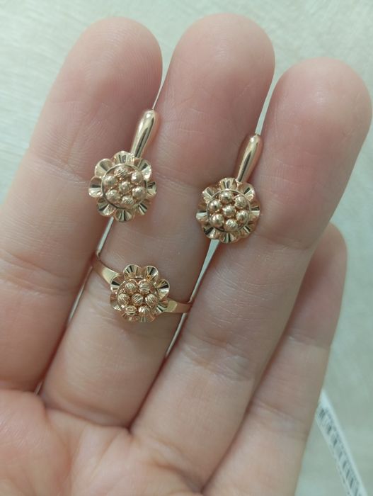 Золотой комплект серьги и кольцо