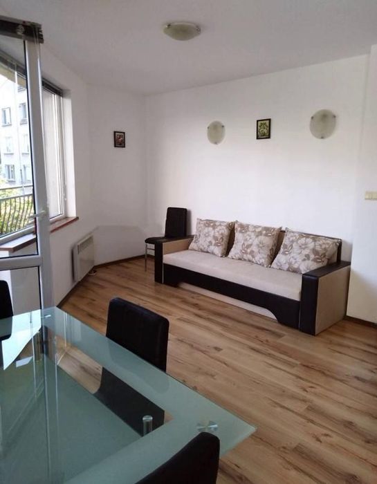 Дава се под наем Двустаен апартамент в София, Банишора - 53 кв.м за 575 € - Снимка #2