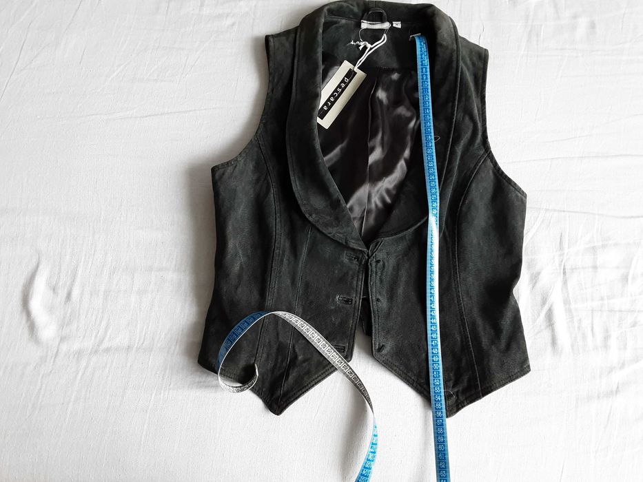 Елек "Pescara", нов , естествена кожа-велур.