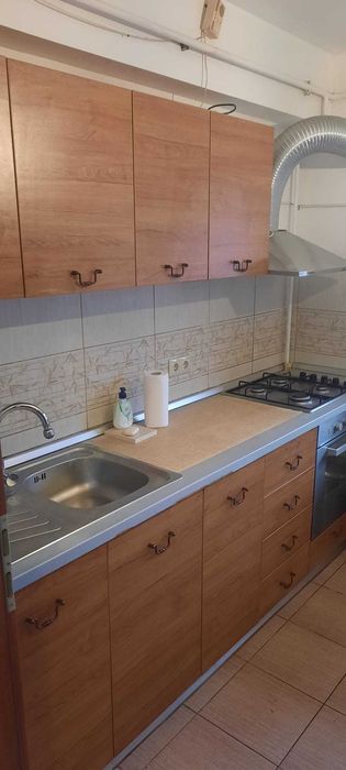Apartament 3 camere decomandat – 90 mp – zona centrala
