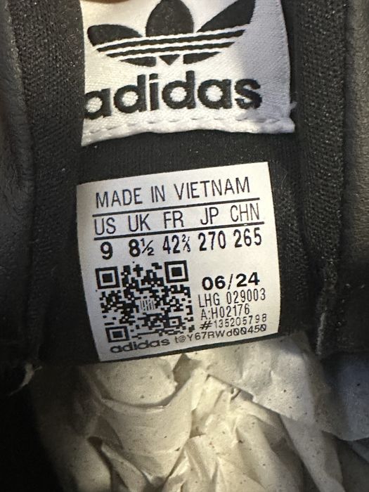 Adidas court Tourino