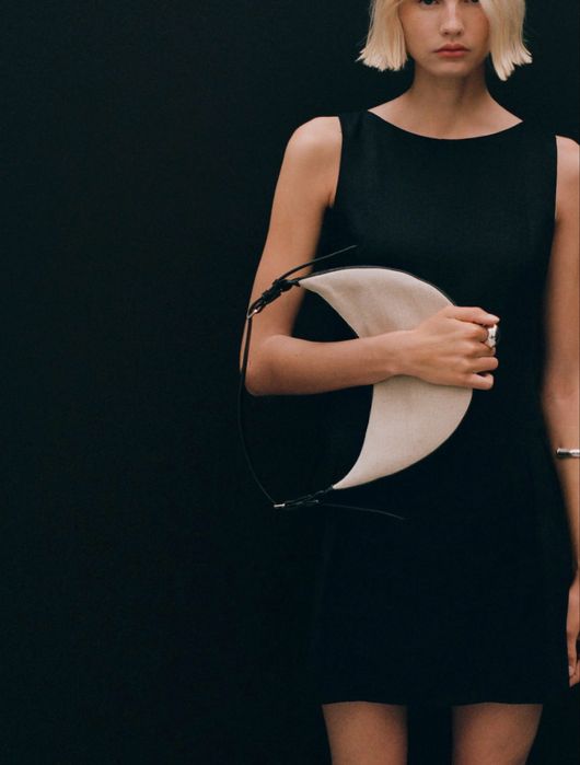 Къса рокля от смесен лен Манго