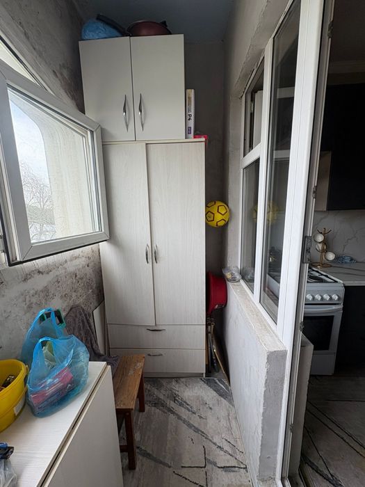 Продаю шкафы срочно