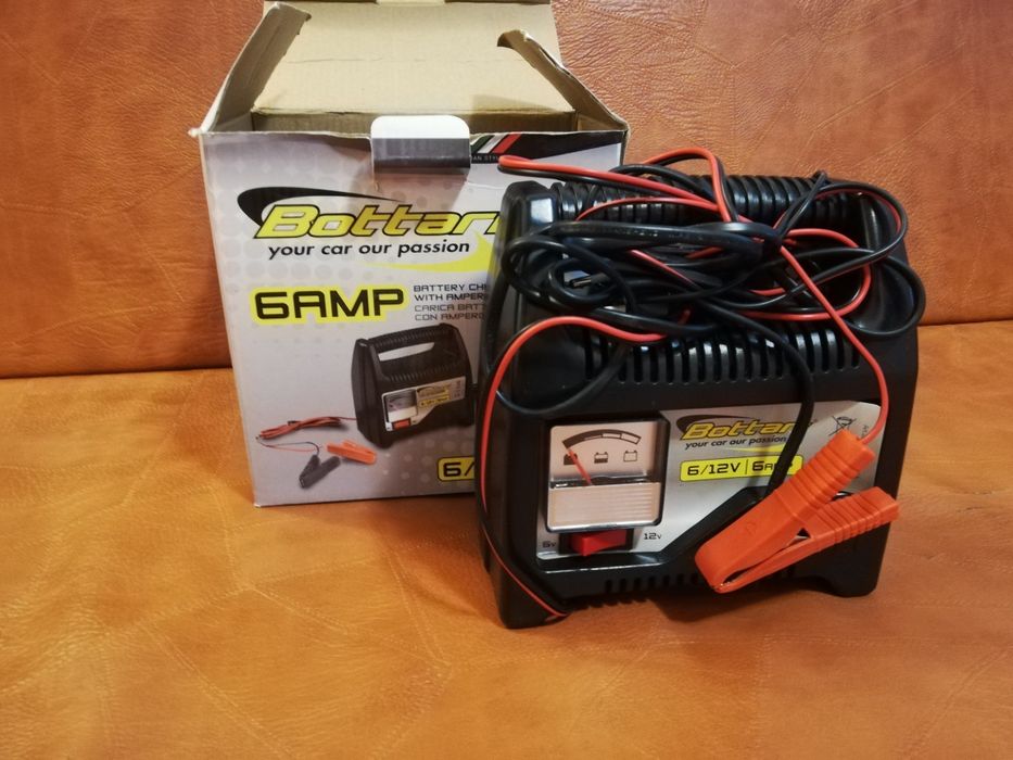 Redresor pentru baterie auto,nefolosit