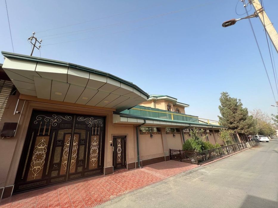 СРОЧНО!!! Продаётся до премиум класса в центре города!!!